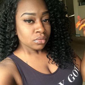 Meet your Posher, Renee